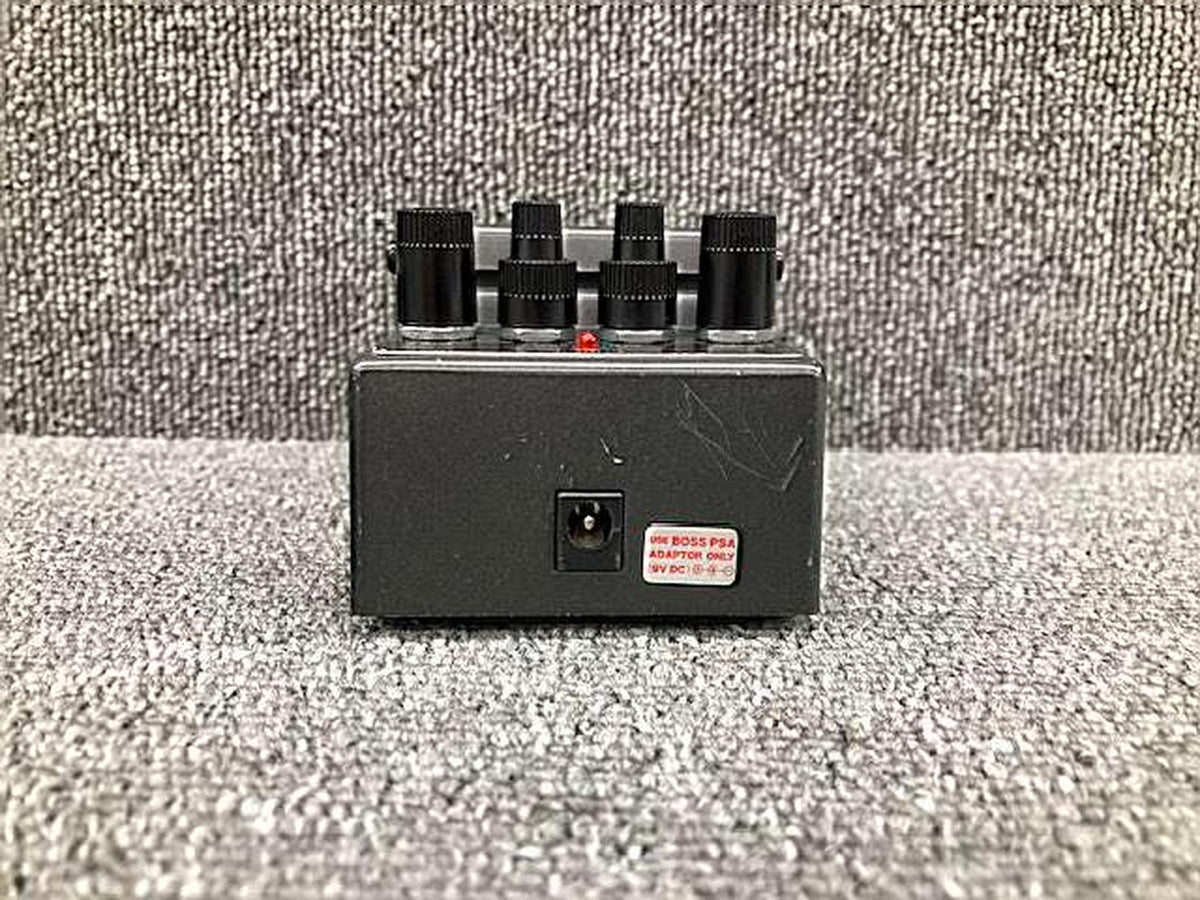 BOSS Distortion Effects MT-2 - Banzai Thrifting | BanzaiHobby