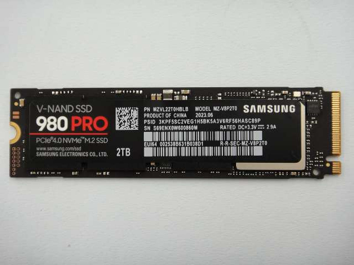 SAMSUNG M.2 2280 NVMe SSD 2TB MZ-V8P2T0