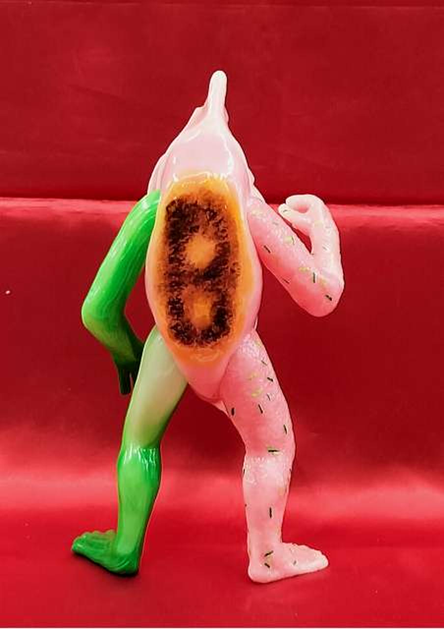 THAT IS GOOD Soft Vinyl Doll Nanashi Gyoza Graveyard Gallery Ver. Jin Katagiri Absurd Art Studio - THAT IS GOOD Banzai Hobby