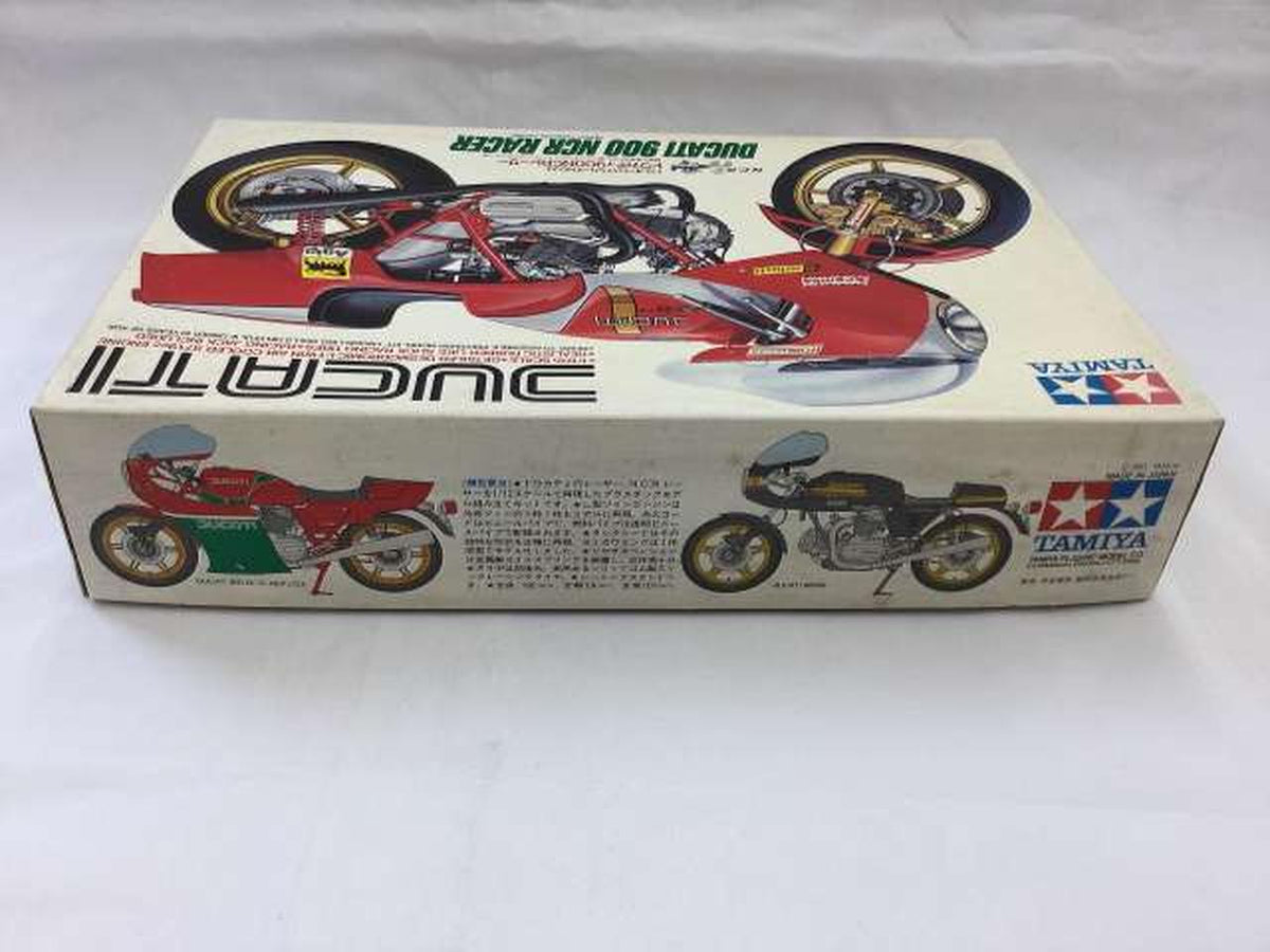 TAMIYA 1/12 Doukati 900NCR Racer Motorcycle Series No.22