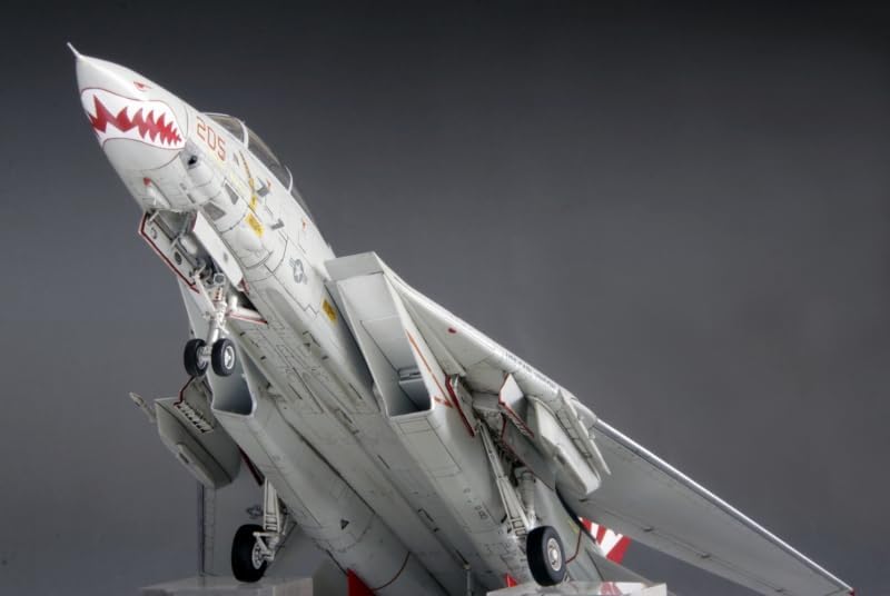 Fine Molds FF10 1/72 US Navy F-14A Tomcat Jolly Rogers/Sundowners - BanzaiHobby