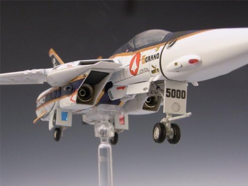 Hasegawa 1/72 VF-1A Valkyrie Production 5000 Commemorative Painting Machine 65788 - BanzaiHobby