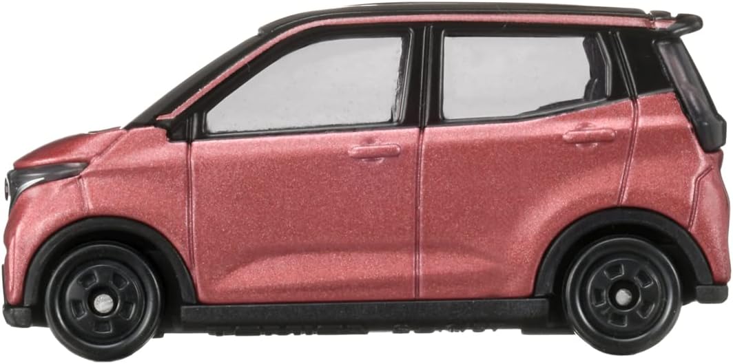 Tomica Box 008 Nissan Sakura - BanzaiHobby