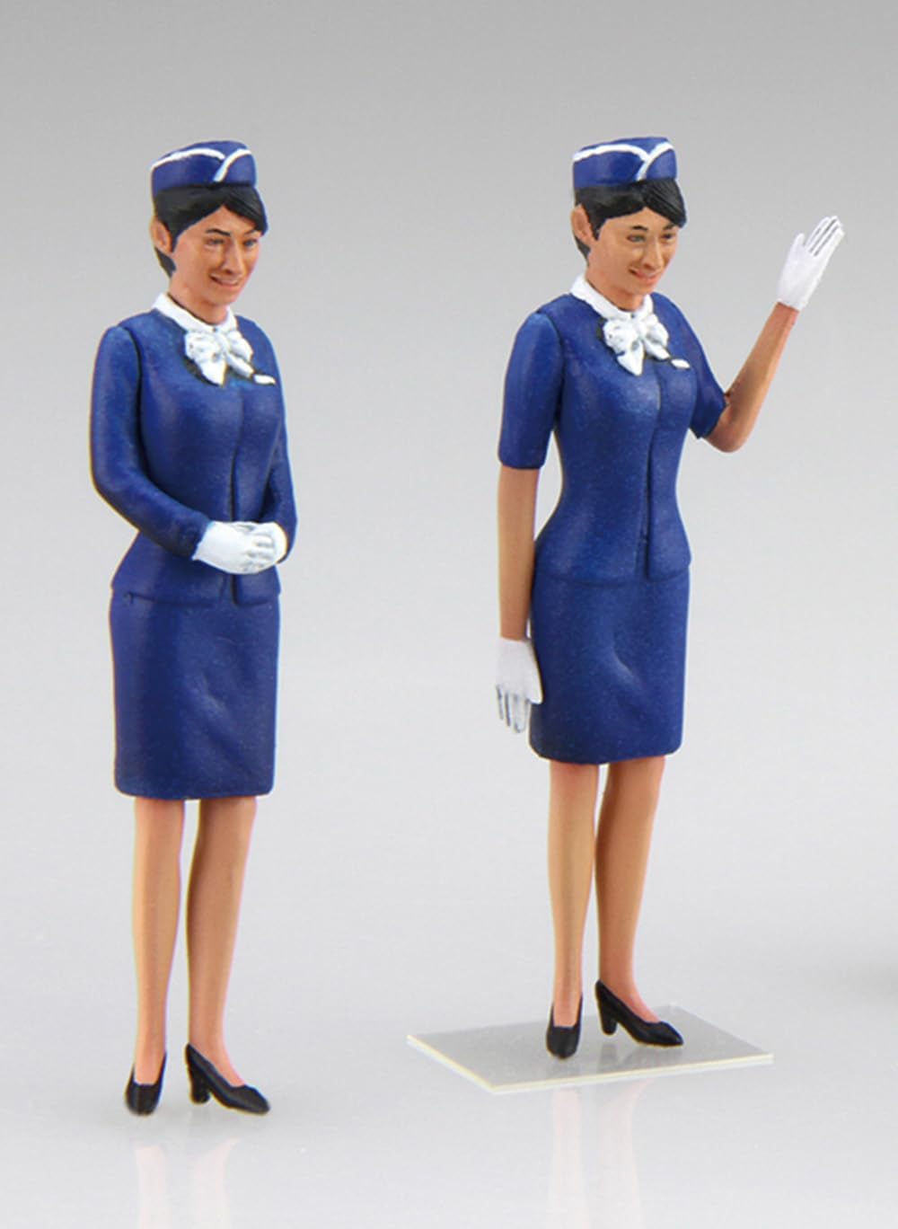 Fujimi 1/32 BUS Series No.4 EX-1 Mitsubishi Fuso Aero Queen Super High Decker (Bus Guide & Bus Driver Figure Included) - BanzaiHobby