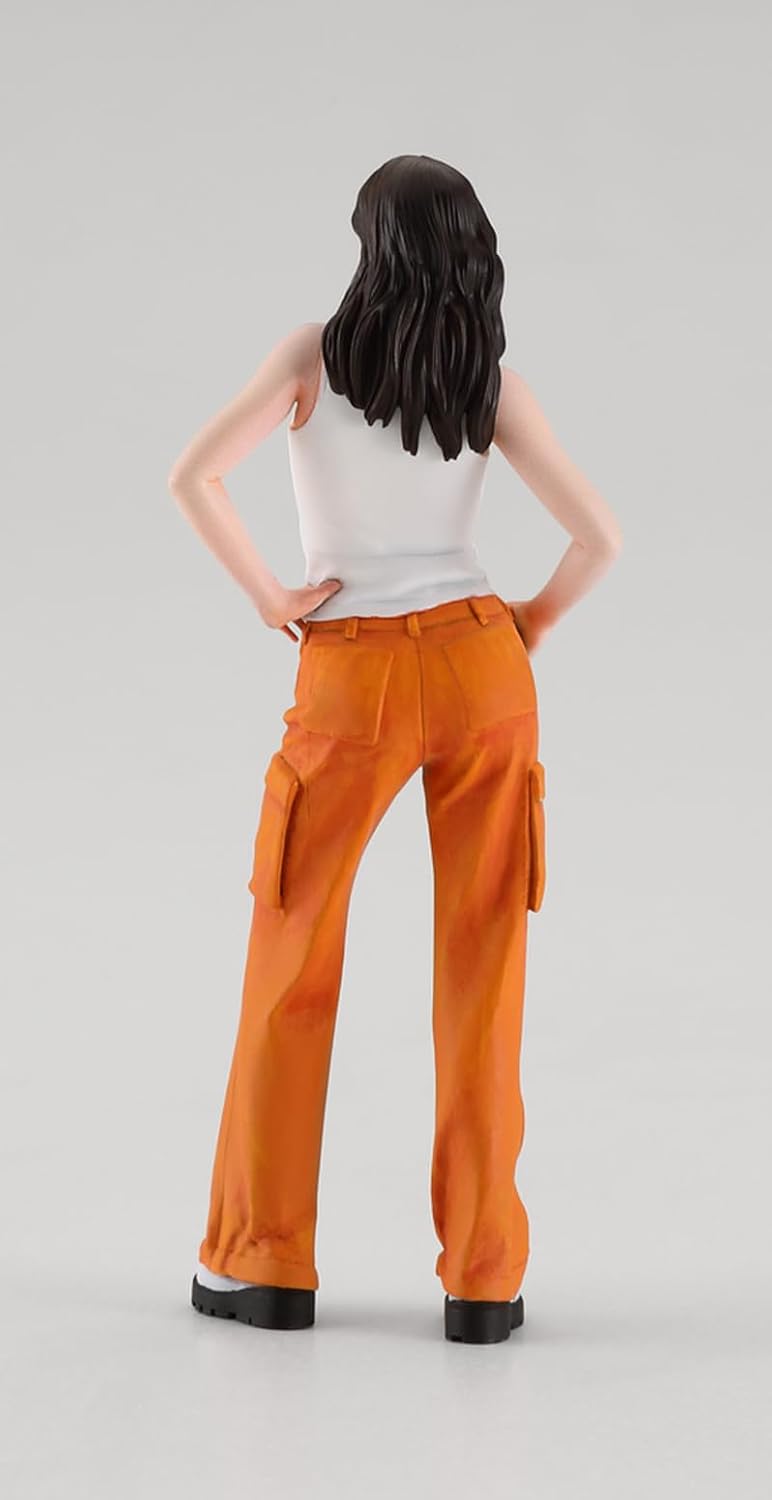 Hasegawa SP626 1/24 Datsun Sunny Truck Long Body Deluxe w/Girls Figure - BanzaiHobby