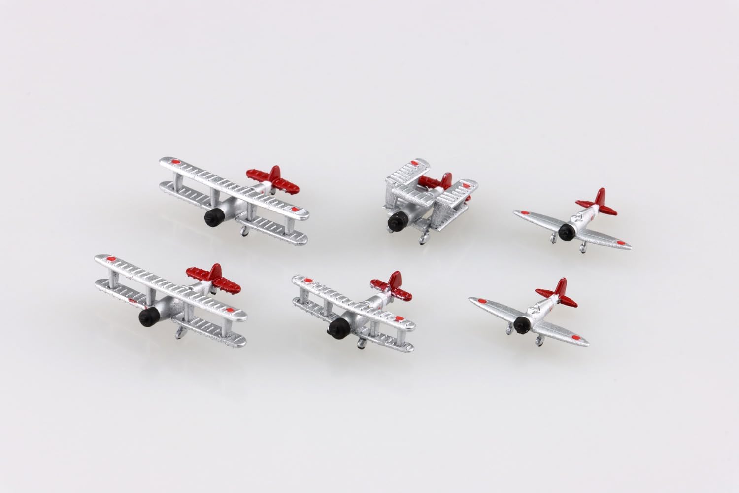 AOSHIMA 1/700 Waterline No.557 Japanese Navy Type 96 Japanese Aircraft Carrier - BanzaiHobby