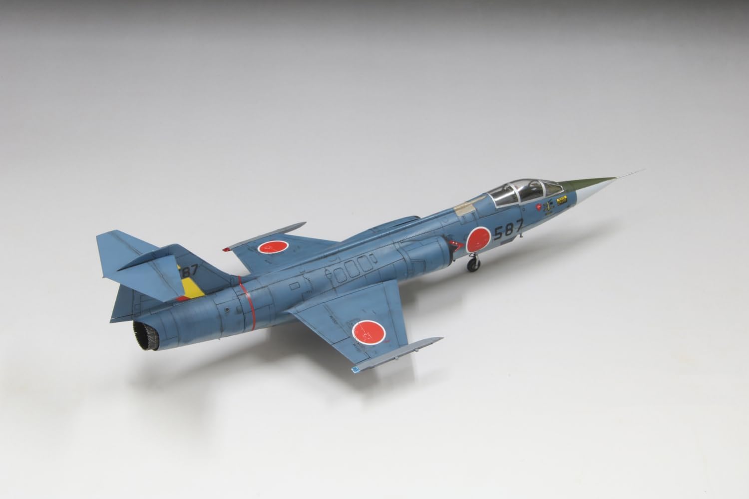 Fine Molds FX07 1/72 Japan Air Self-Defense Force F-104J Jet Fighter Senkyou