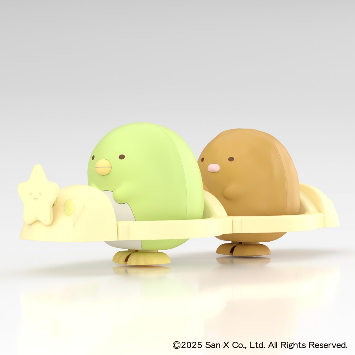 Aoshima RakuPla Sumikkogurashi SU-07 Penguin and Tonkatsu - BanzaiHobby