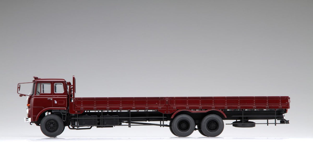 Aoshima 1/32 The Truck No. 01 Mitsubishi Fuso T951 Late Type Flatbed