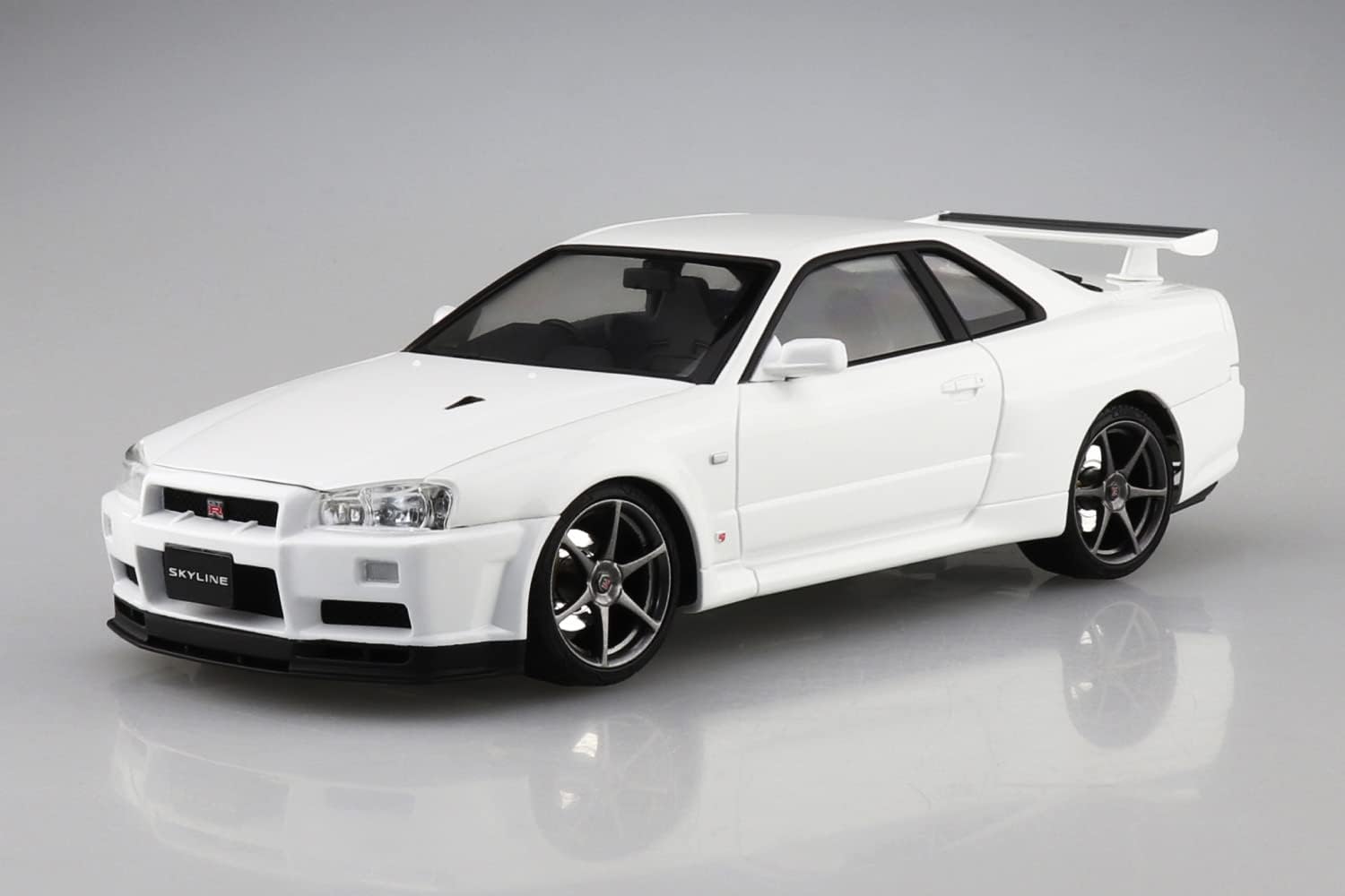 Aoshima 1/24 NISSAN BNR34 SKYLINE GT-R V・spec Ⅱ '00 White - BanzaiHobby