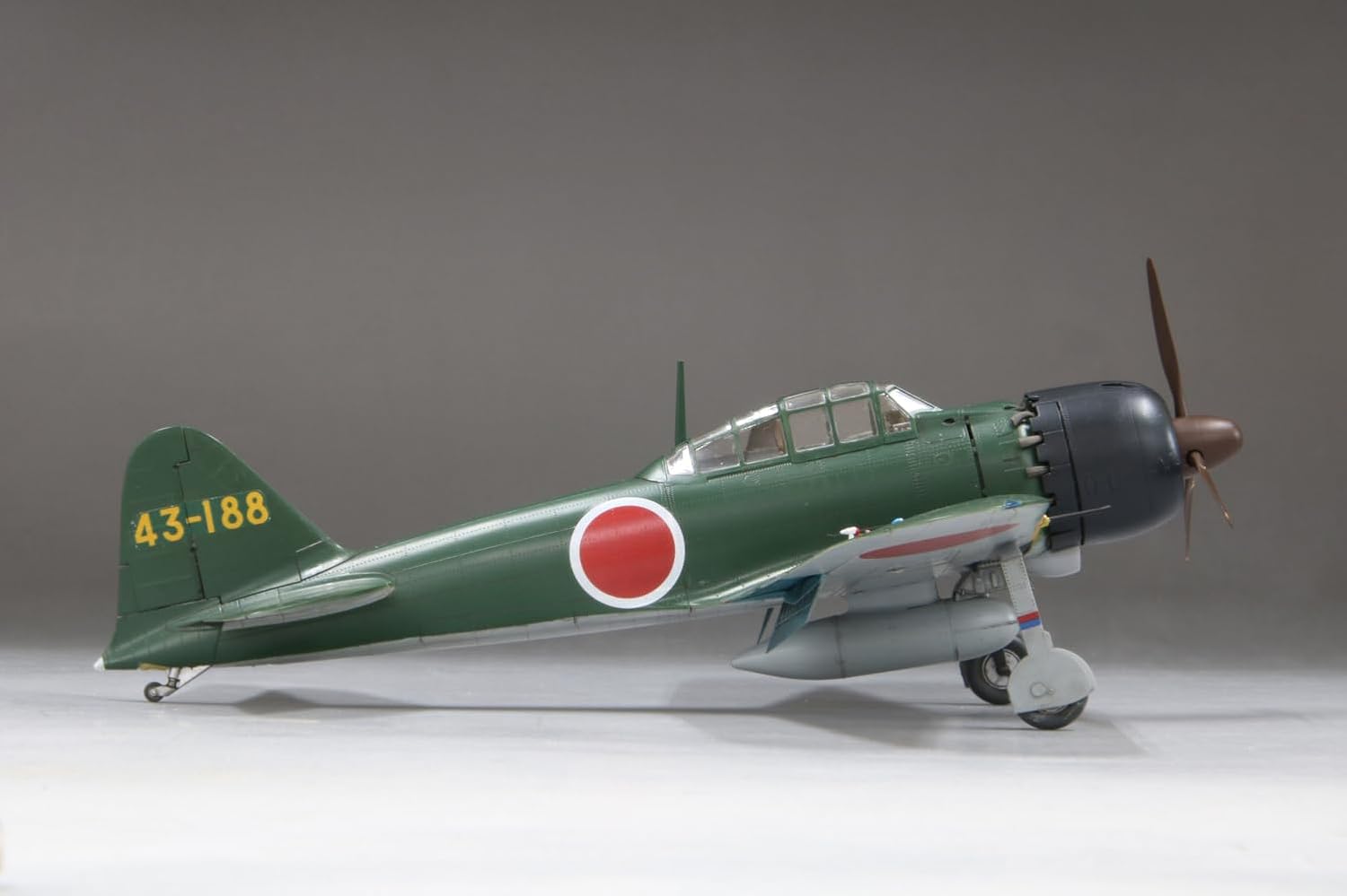 Fine Molds FZ03 1/48 IJN A6M5a Carrier Fighter ZERO Model 52 Ko (Mitsubishi Prod.) - BanzaiHobby