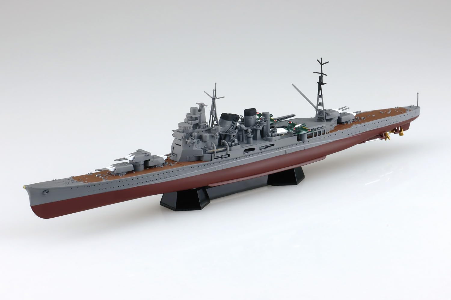 Aoshima 1/700 Full Hull Model Marine Vessel IJN Heavy Cruiser Atago 1942 - BanzaiHobby