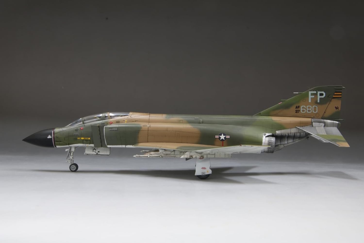 Fine Molds FF11 1/72 US Air Force Jet Fighter F-4C Wolf Pack 1967 - BanzaiHobby