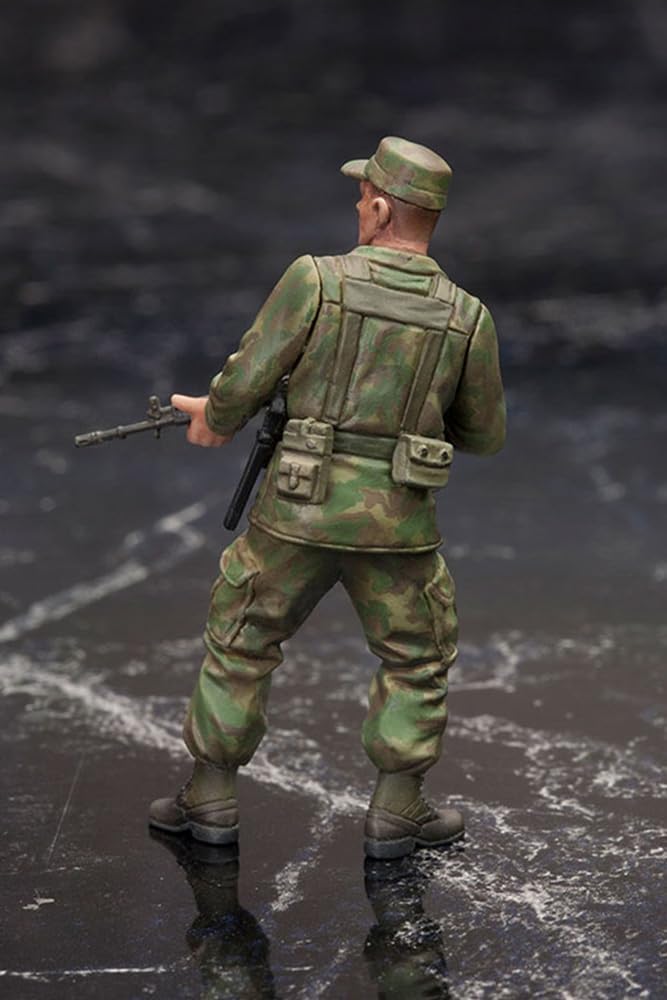 Kotobukiya KP321R 1/35 Metal Gear Solid V Ground Zeroes Set - Kotobukiya Banzai Hobby