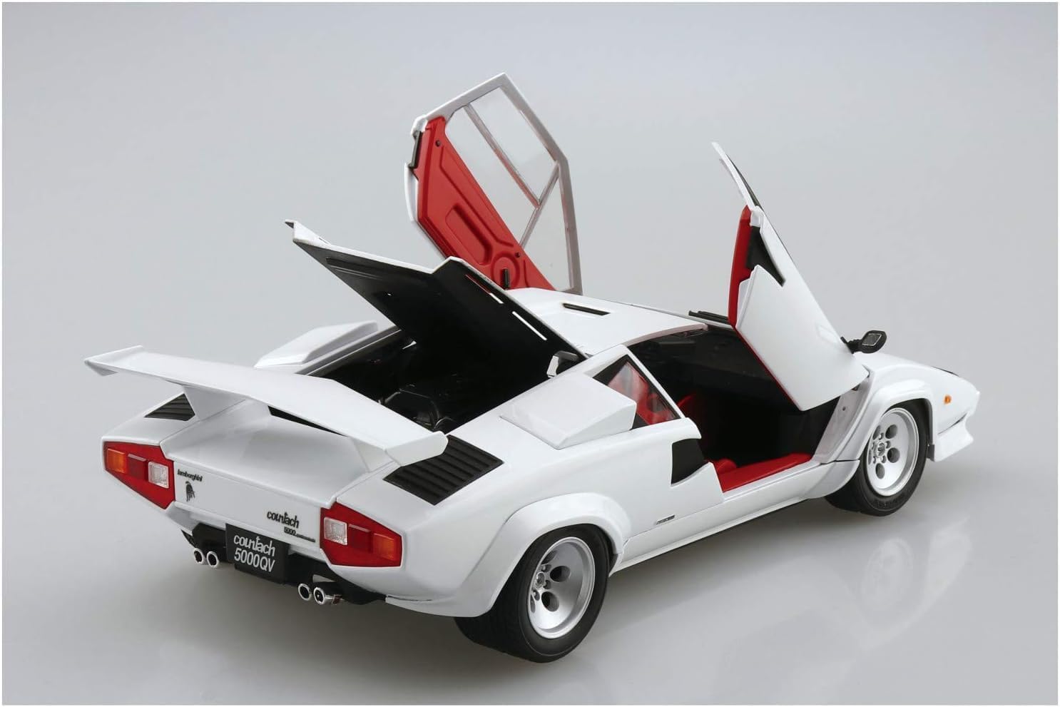 Aoshima 1/24 The Supercar No. 09 1/24 '85 Lamborghini Countach 5000QV - BanzaiHobby