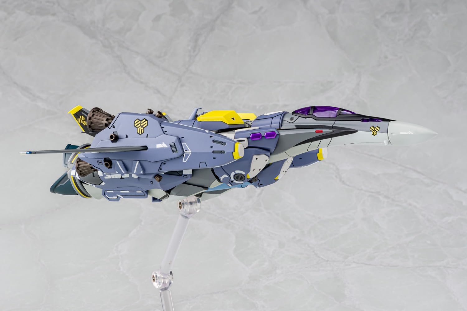 Aoshima V.F.G. MC-18 Macross F VF-25S Super Messiah - BanzaiHobby