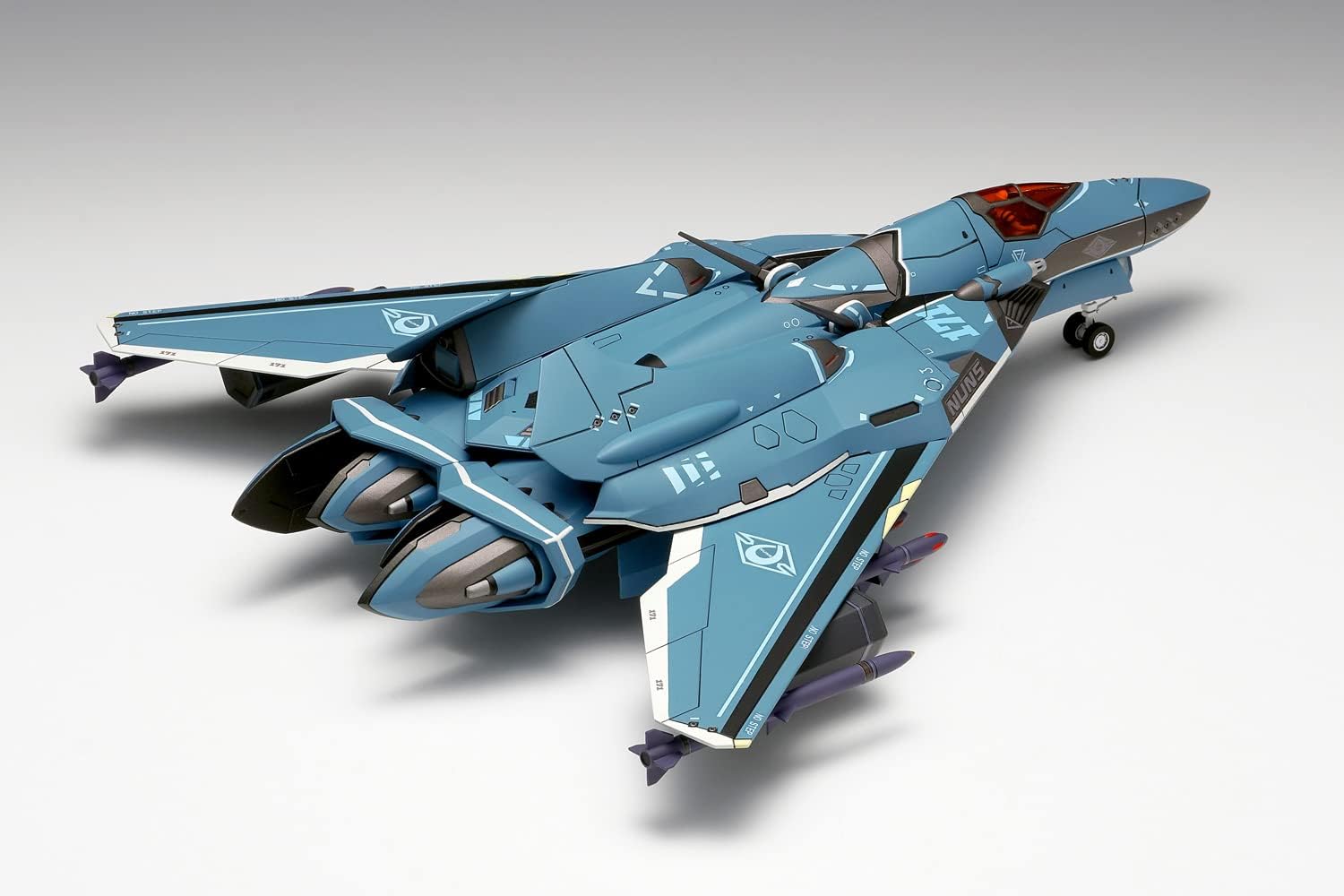 Wave MC-075 Macross F VF-171 Nightmare Plus General Machine, 1/72 Scale - BanzaiHobby