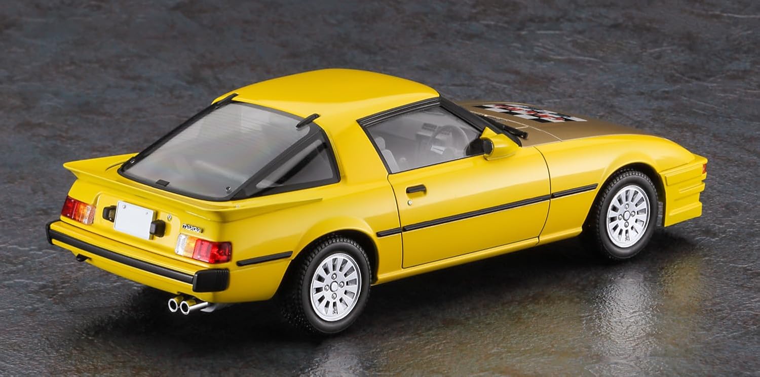 Hasegawa SP634 1/24 Yoroshiku Mecha-Doc Mazda Savanna Champ RX-7 (Comic Version) - BanzaiHobby