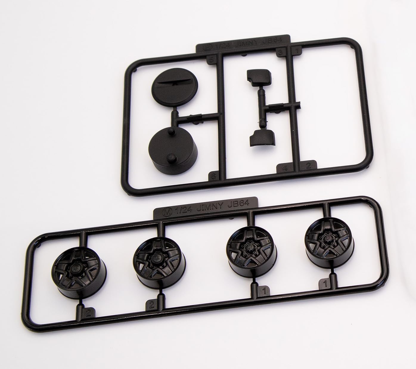 Fujimi 1/24 Car NEXT Series No. 21 Suzuki Jimny JB64 (XL/Kinetic Yellow) - BanzaiHobby