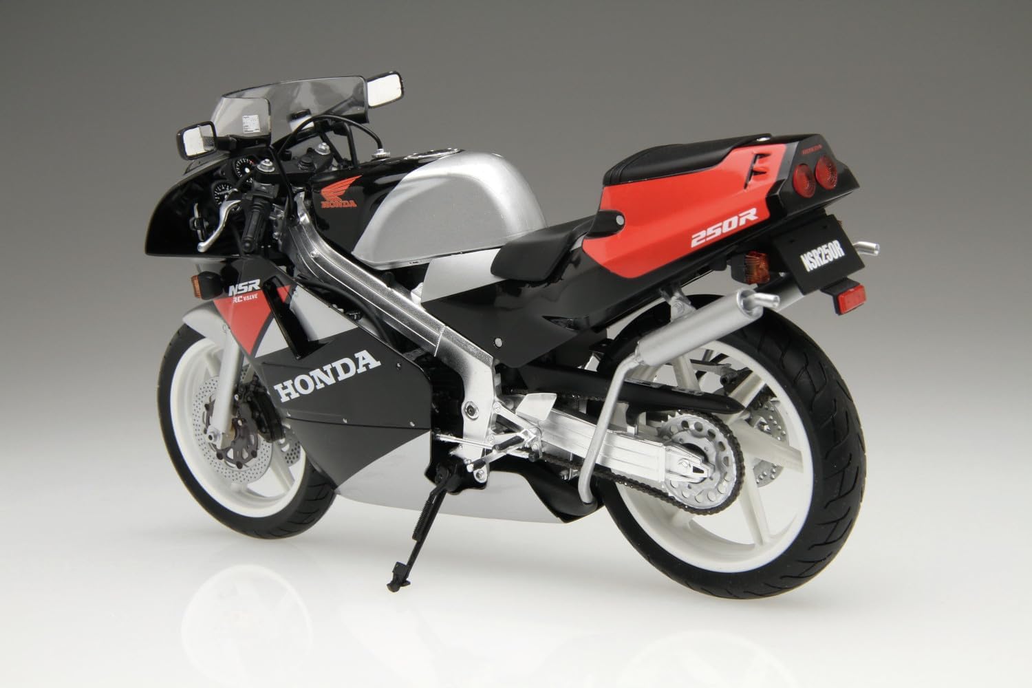 Aoshima Bunka Kyozai 1/12 The Bike Series No.9 Honda MC18 NSR250R '89 - BanzaiHobby