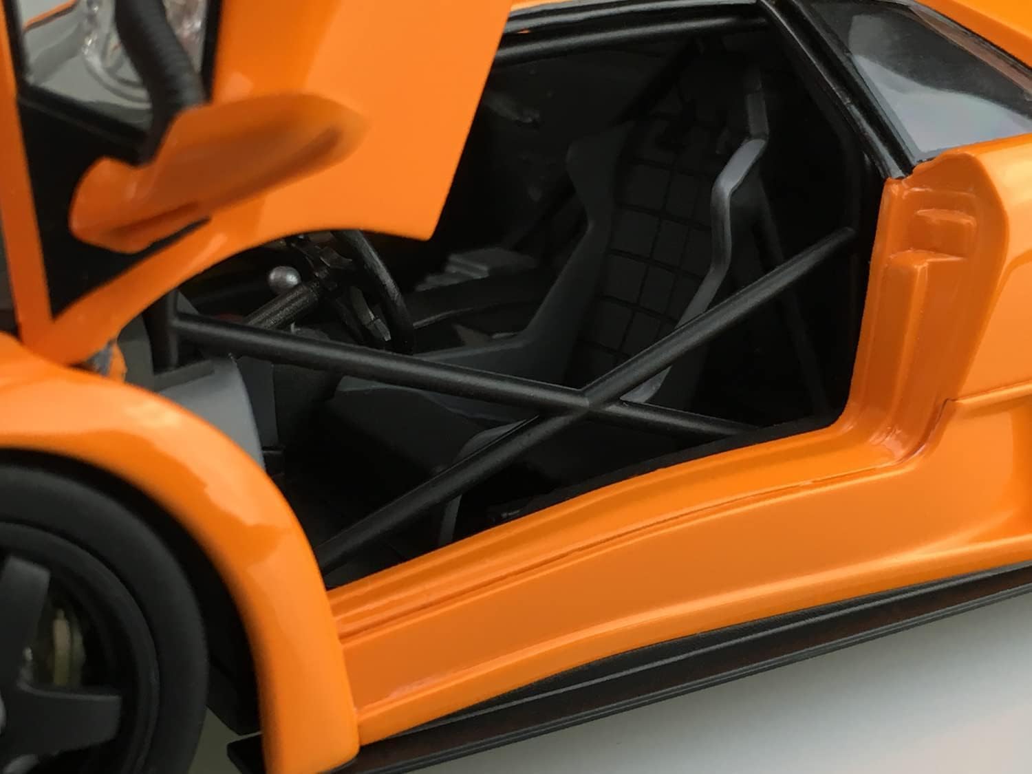 Aoshima 1/24 The Supercar No. 20 '99 Lamborghini Diablo GTR - BanzaiHobby