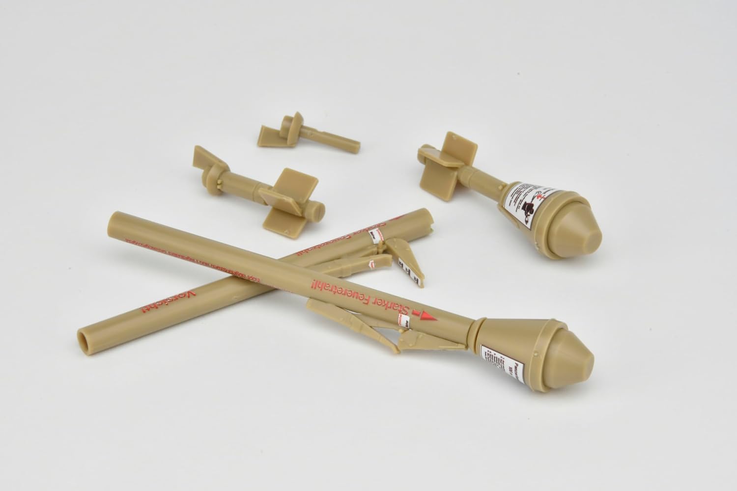 TOMYTEC LA099 1/12 Little Armory STUDY1942 Panzer Faust 60/100 Type - BanzaiHobby