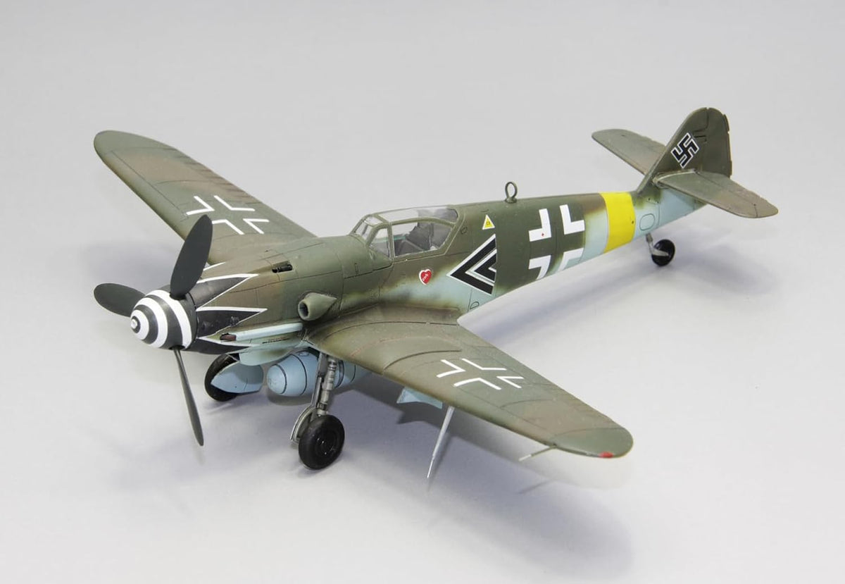 Fine Molds LW04 1/72 Messerschmitt Bf 109 K-4 Hartmann's Final Combat - BanzaiHobby