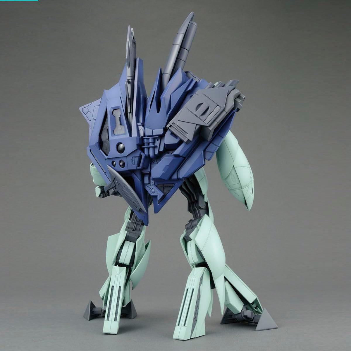 Bandai 1/100 MG Turn X Gundam - BanzaiHobby