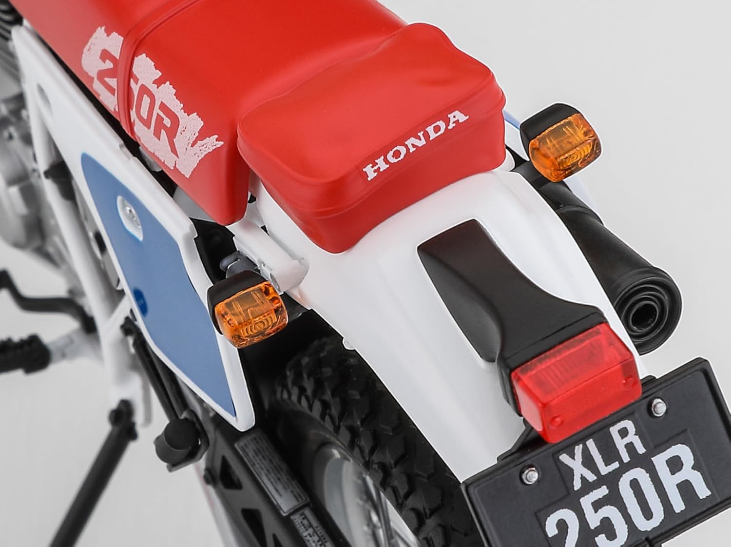 Hasegawa BK18 1/12 Honda XLR250R (MD22) (1991) - BanzaiHobby