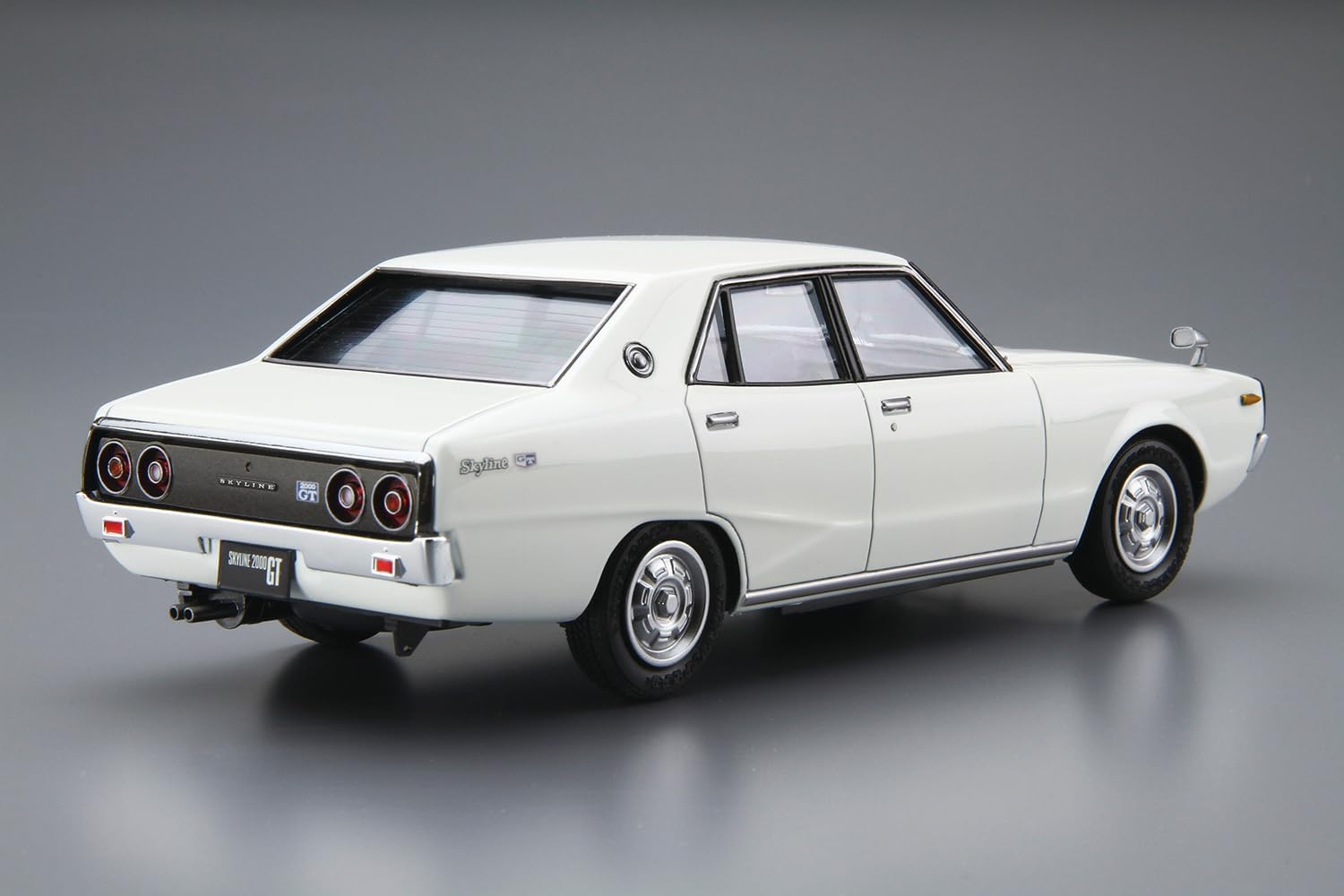 Aoshima 1/24 The Model Car No. 47 Nissan GC110 Skyline 2000GT 72
