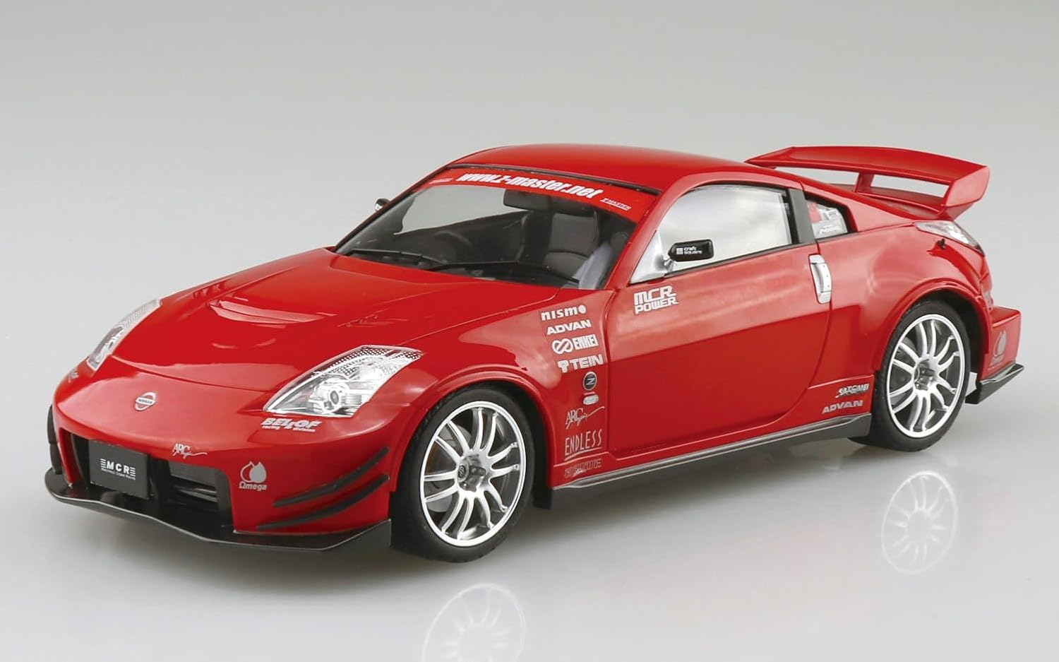 Aoshima 069103 1/24 Bunka Kyozai The Tuned Car Series No.68 Nissan MCR Z33 Fairlady Z '05 - BanzaiHobby