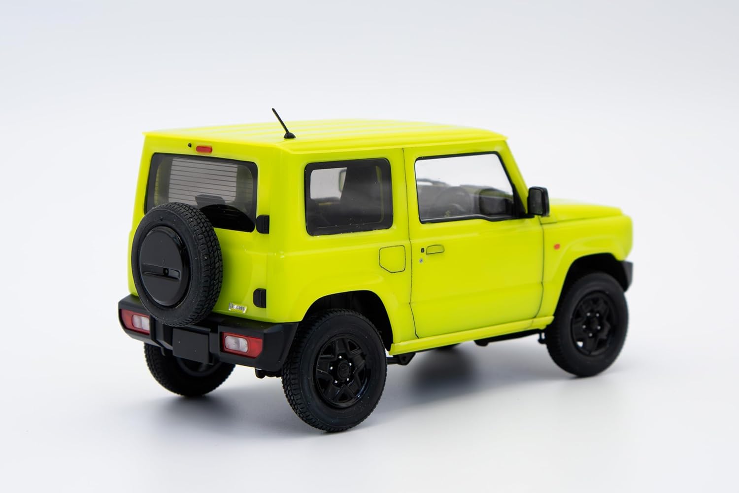 Fujimi 1/24 Car NEXT Series No. 21 Suzuki Jimny JB64 (XL/Kinetic Yellow) - BanzaiHobby