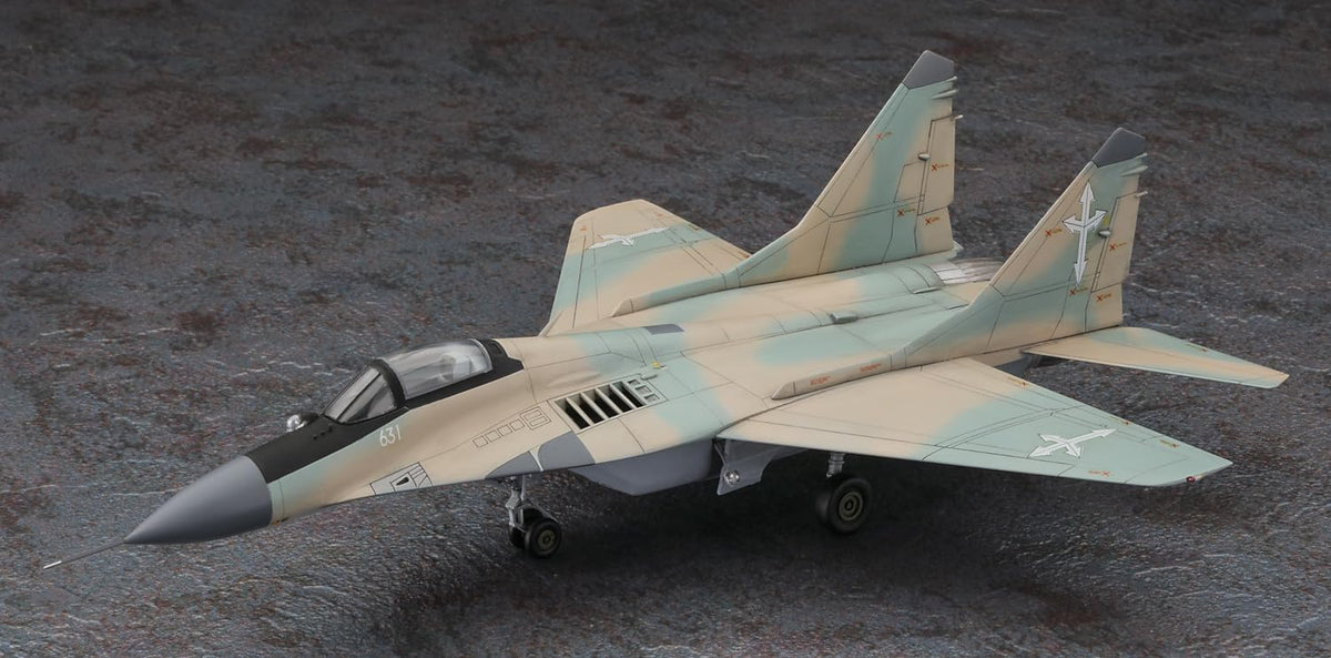 Hasegawa 65912 1/72 Macross Zero MiG-29 - Hasegawa Banzai Hobby