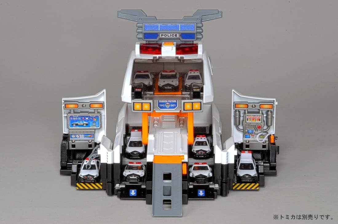 Tomica World Big Transformation! Big Patrol Car