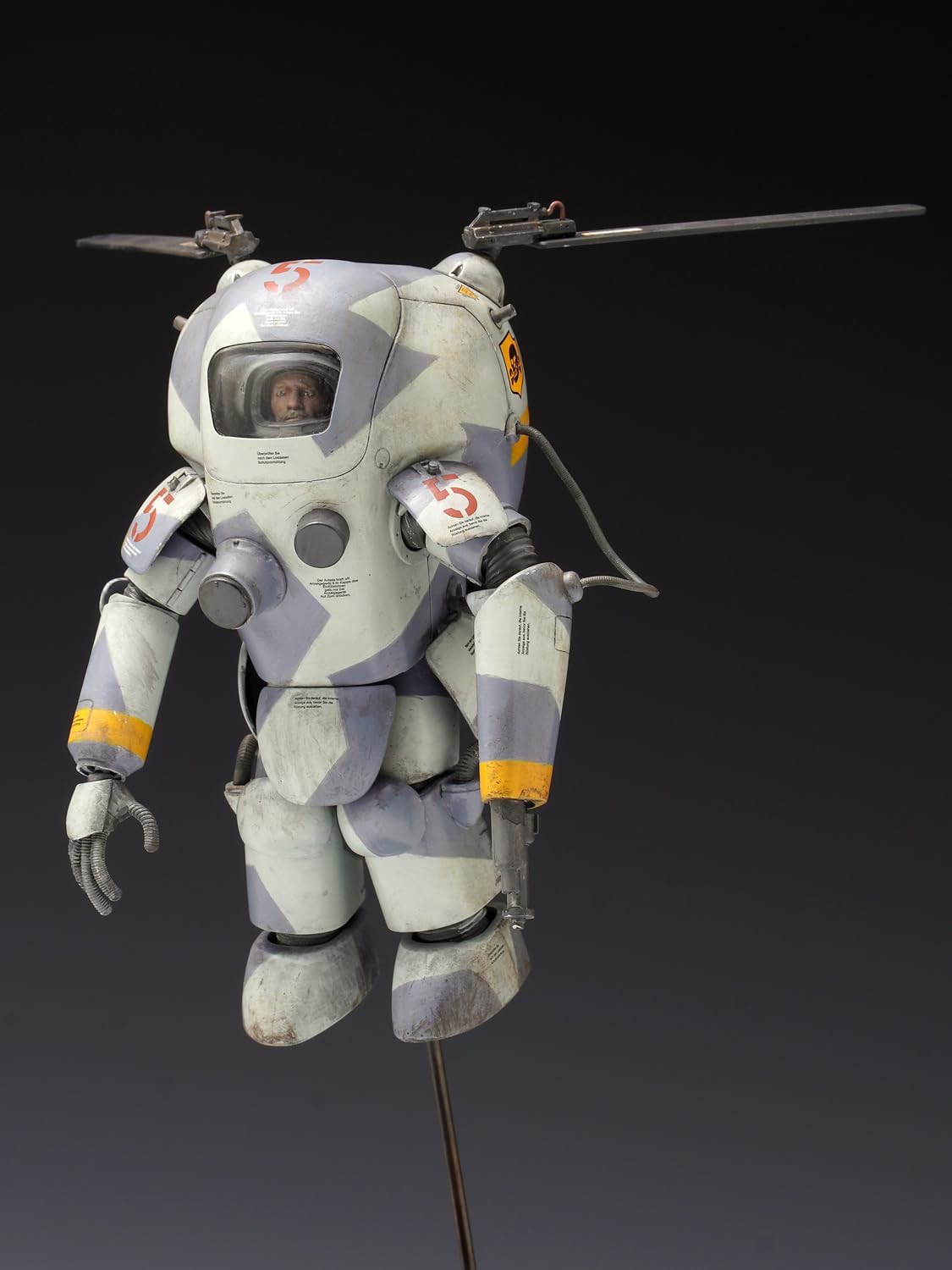 Wave MK-026 Machinen Krieger P.K.A. Weltraum Ausf F Freege, 1/20 Scale - BanzaiHobby