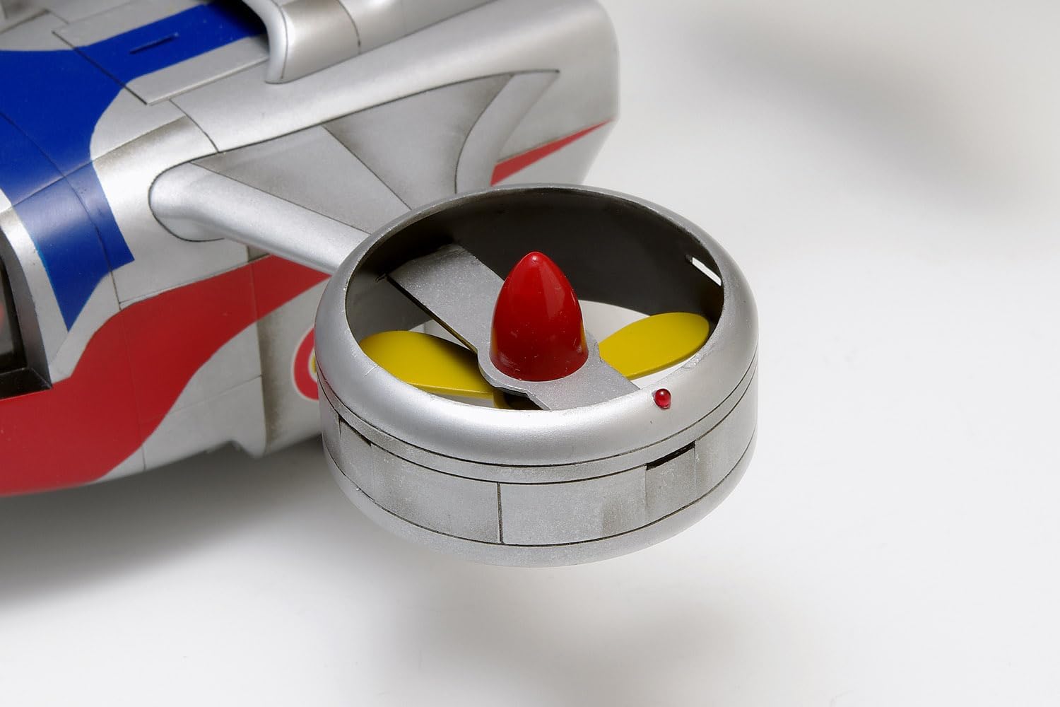 Wave UT035 1/72 Mat Gyro (Return of Ultraman Series) - BanzaiHobby