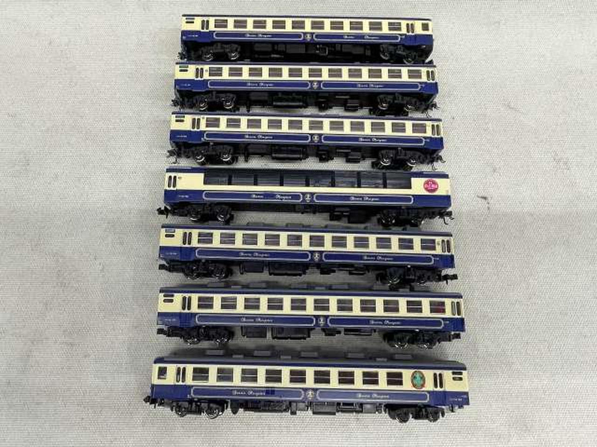 KATO 12 Series 'SL Banetsu Monogatari' New Livery 12 Series 'SL Banetsu Monogatari' New Livery - Banzai Thrifting | BanzaiHobby