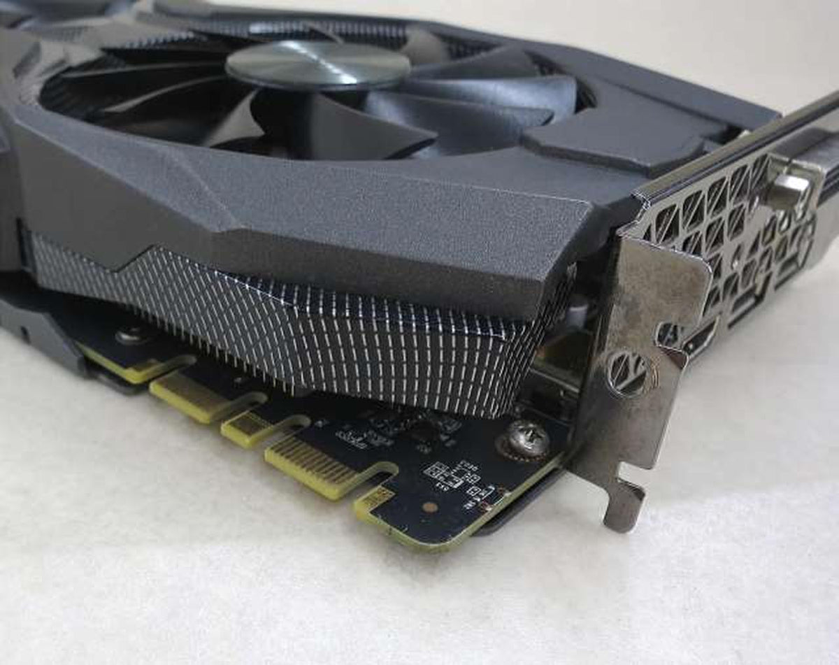 ZOTAC Graphics Card: ZTGTX1070-8GD5AMP01