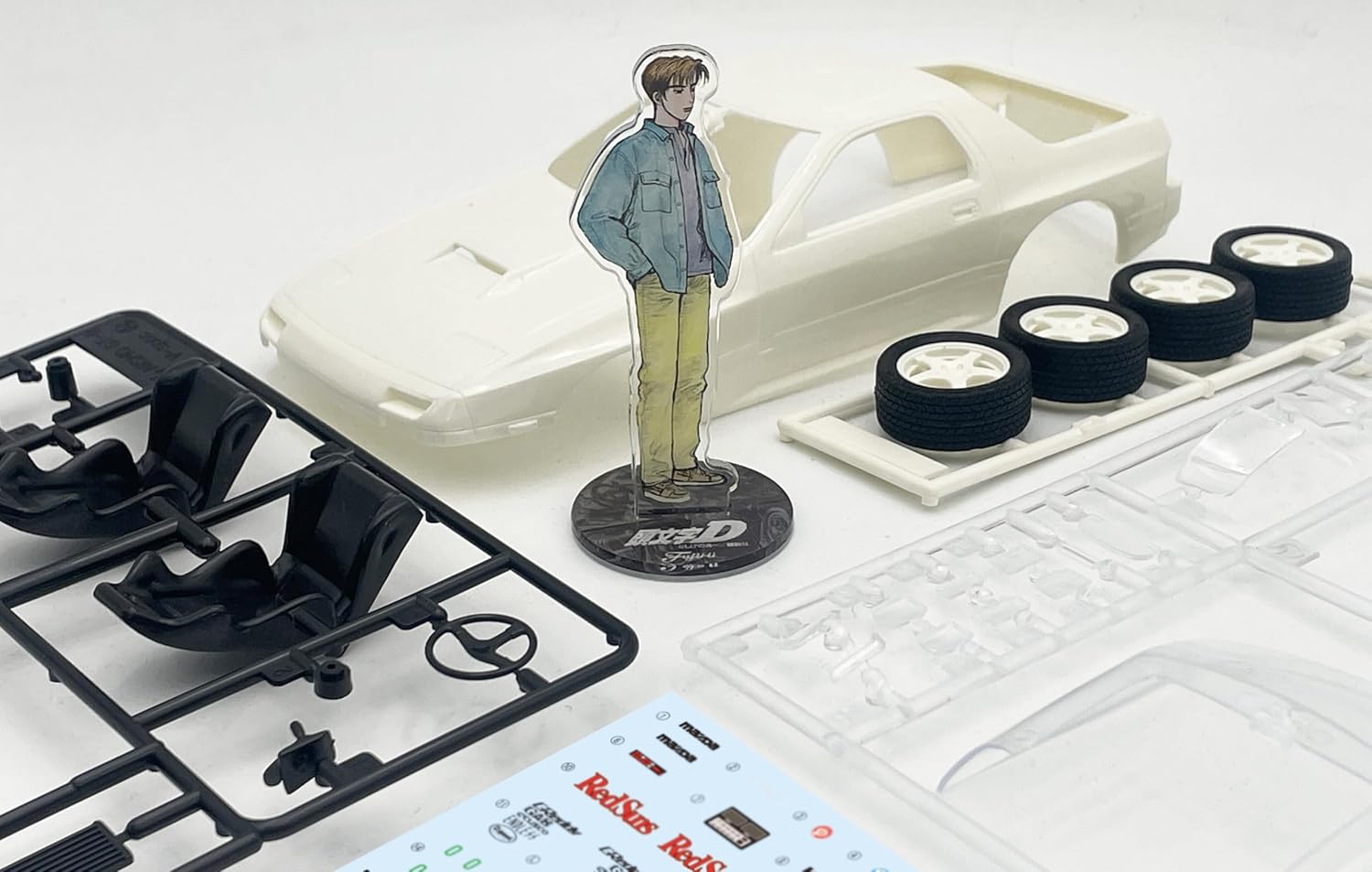 Fujimi ISD-5EX-1 1/24 Savanna RX-7 FC3S Late Model Ryosuke Takahashi Special Edition (with Character Acrylic Stand) - BanzaiHobby