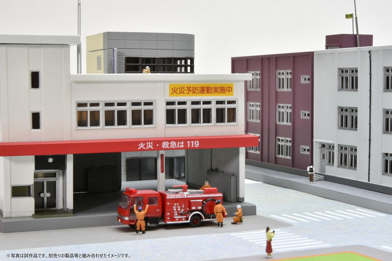 TOMYTEC (N-Gauge) Scenery Accessories 146 Pump Truck Fire Brigade - BanzaiHobby