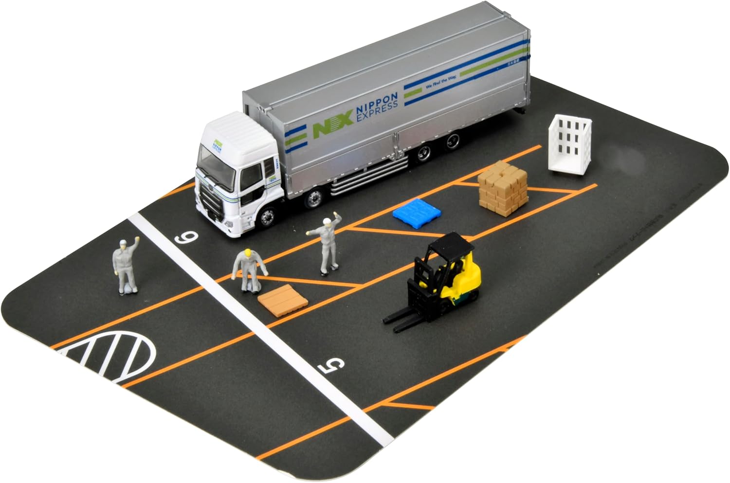 TOMYTEC Truck Collection Logistics Site Wing Van Set E NX Nippon Express - BanzaiHobby