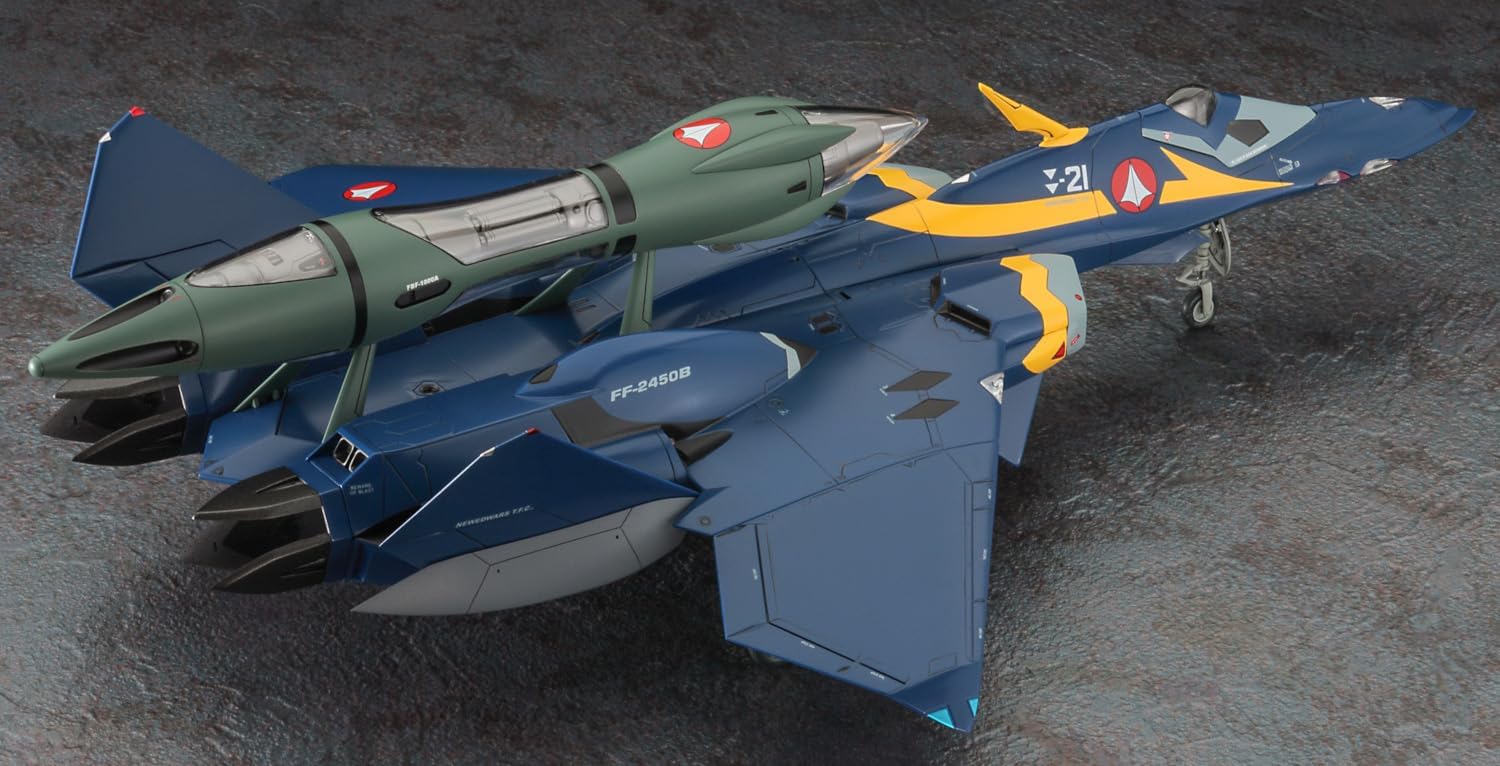 Hasegawa 65887 1/72 Macross Plus YF-21 w/Fast Pack & Fold Booster - BanzaiHobby