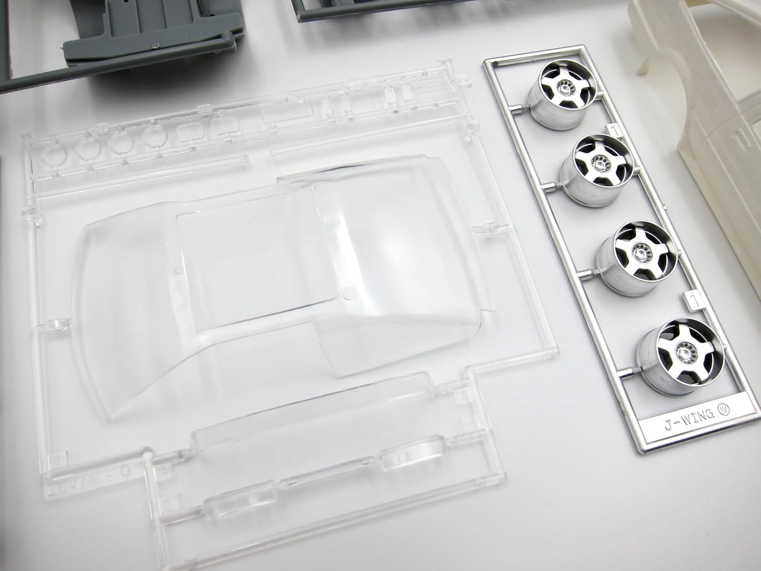 Fujimi ISD08 1/24 Initial D Series No. 8 Hachigo Levin Takeuchi Itsuki - BanzaiHobby