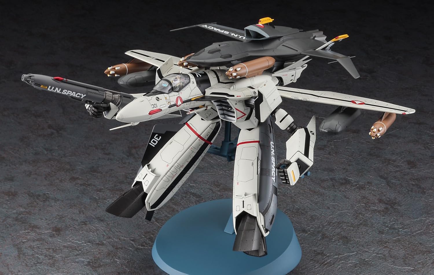 Hasegawa 65889 1/72 VF-0S Gerwalk w/Ghost Macross Zero - BanzaiHobby