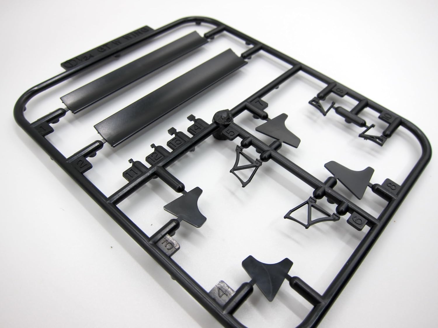 Fujimi ID322 1/24 Inch Up Series No.322 Mitsubishi Lancer Evolution VIII GSR (with GT-W wing) - BanzaiHobby