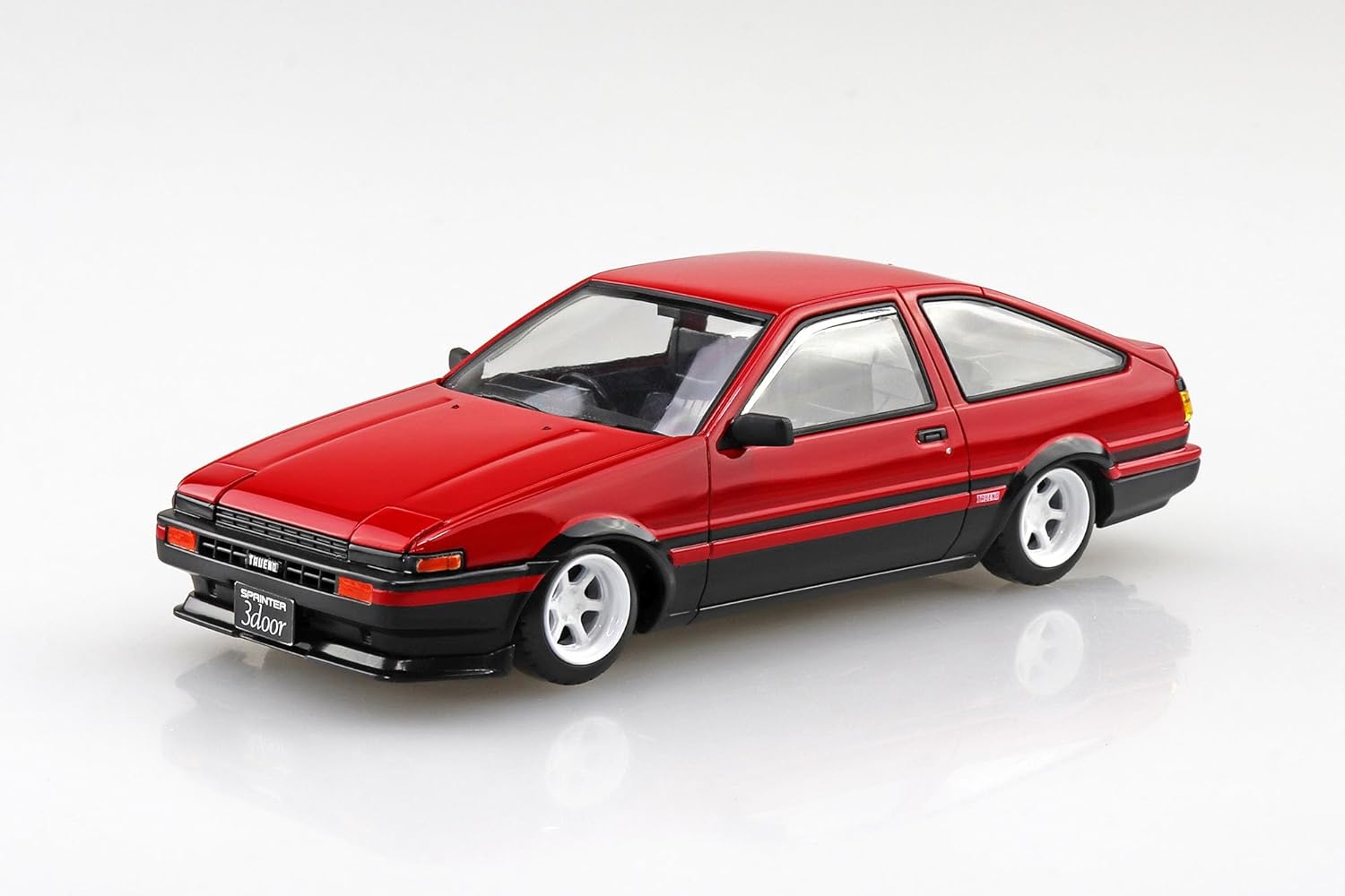 Aoshima 1/32 Easy Plastic Snap Kit No.11CU-RB Toyota Sprinter Trueno Custom (High Flash Two-tone) - BanzaiHobby