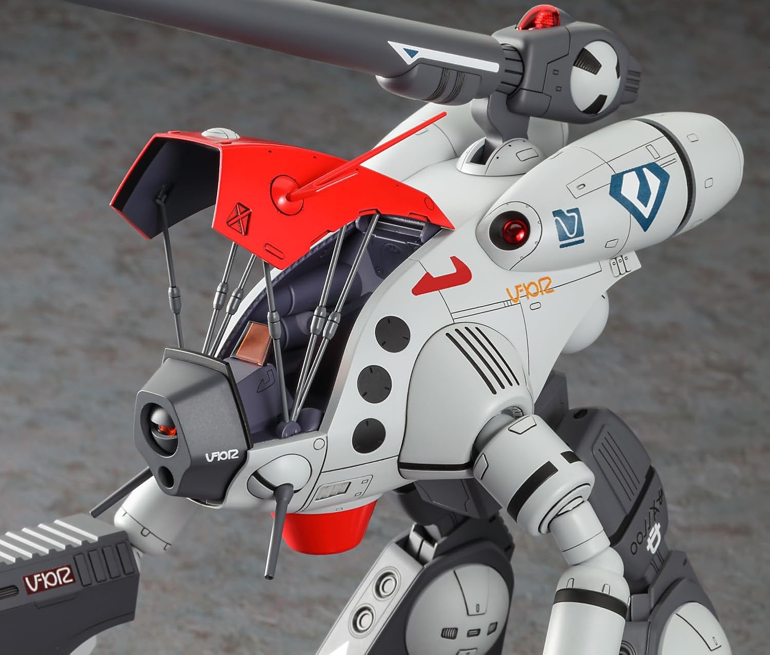 Hasegawa M34 1/72 Glaug (Super Dimension Fortress Macross) - BanzaiHobby