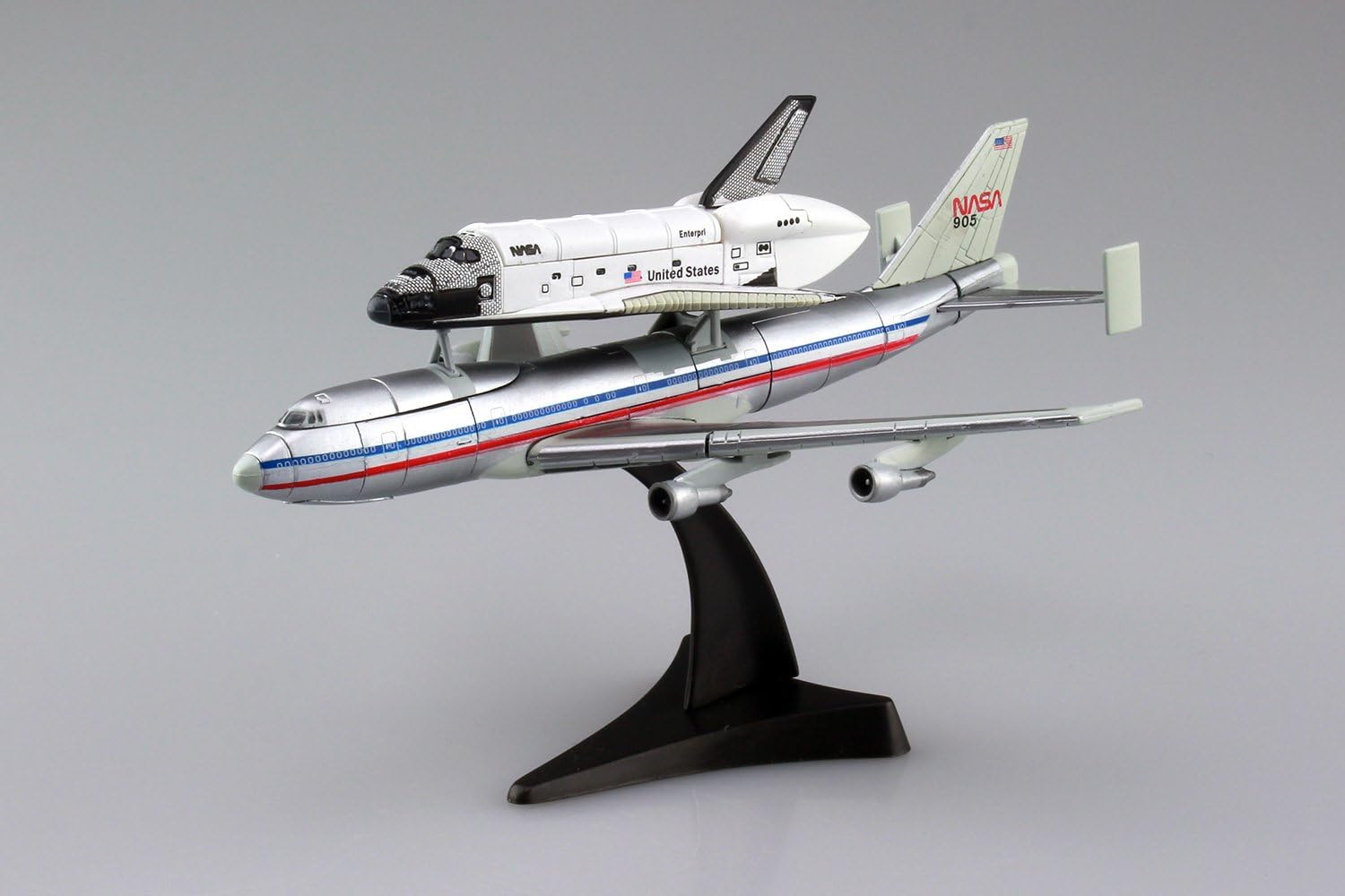 Aoshima 1/450 4D Puzzle Space Shuttle on 747 - Aoshima Banzai Hobby