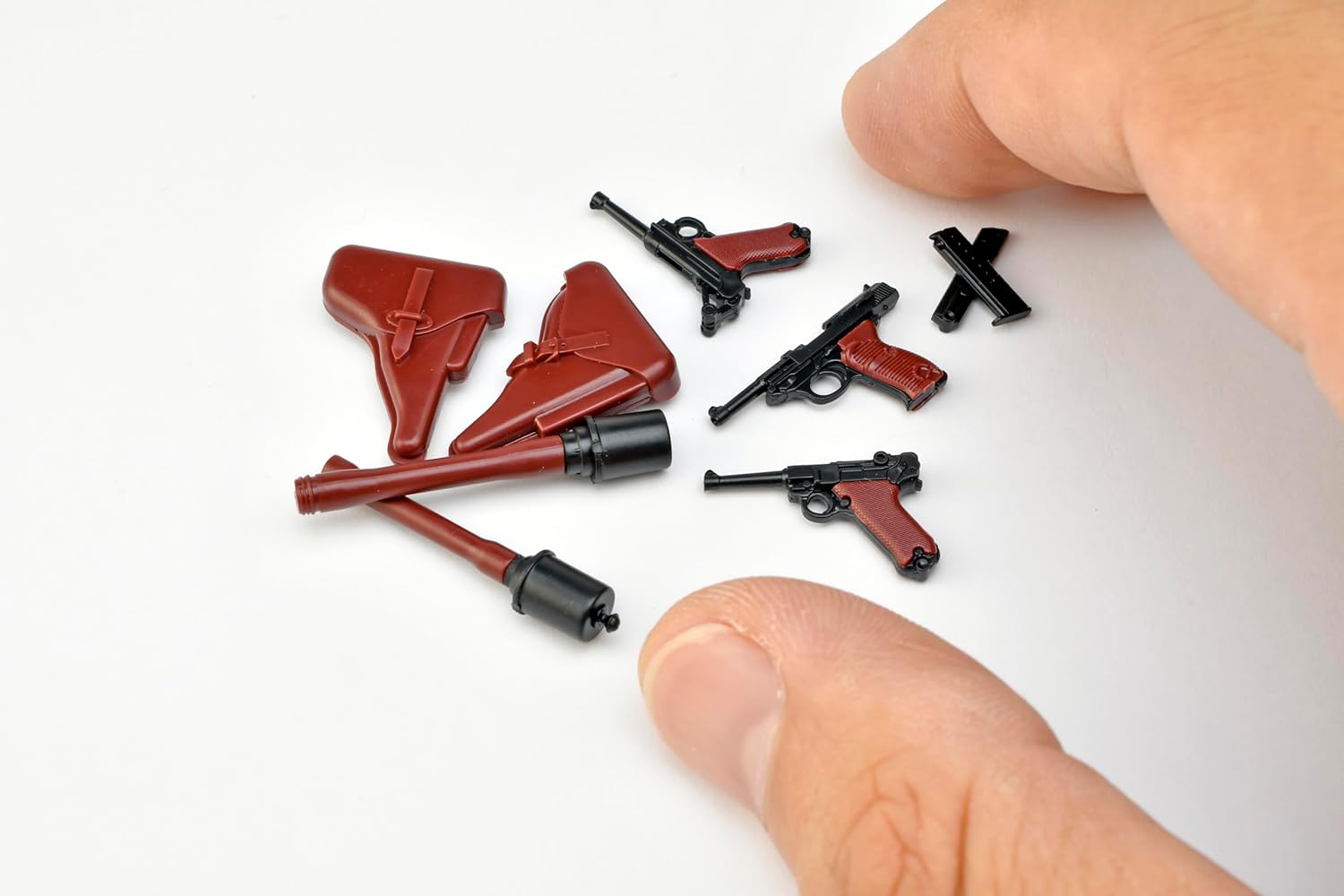 Tomytec Little Armory STUDY1942 LA097 P08 & 38 Type Plastic Model - BanzaiHobby