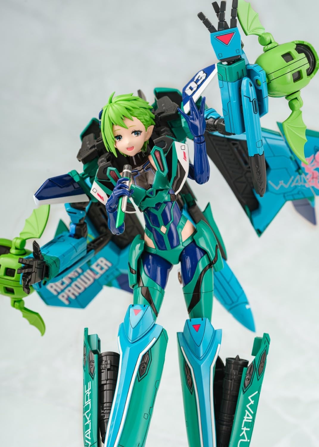 Aoshima ACKS MC-15 VFG Macross Delta VF-31A Kairos Reina Prowler - BanzaiHobby